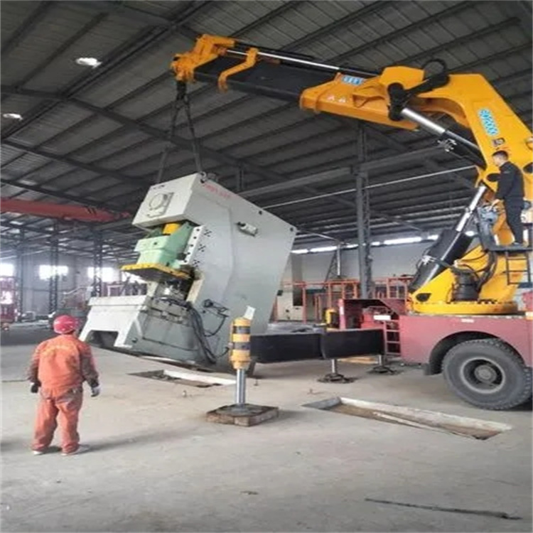 高场办事处80吨折臂吊车出租附近电话